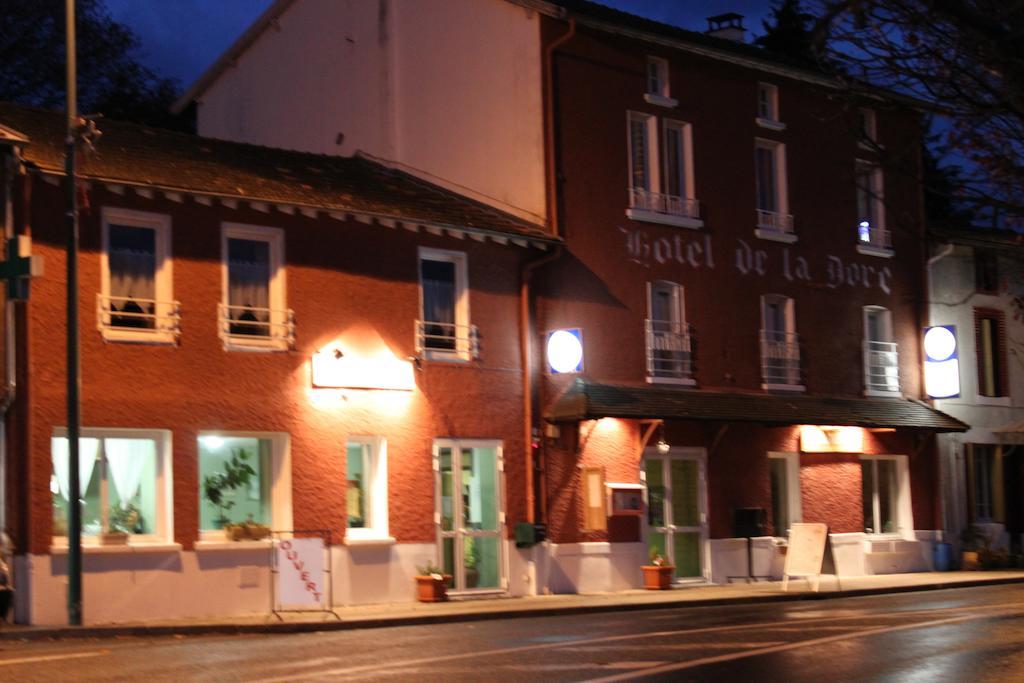 Logis Hotel Restaurant De La Dore Vertolaye Екстер'єр фото